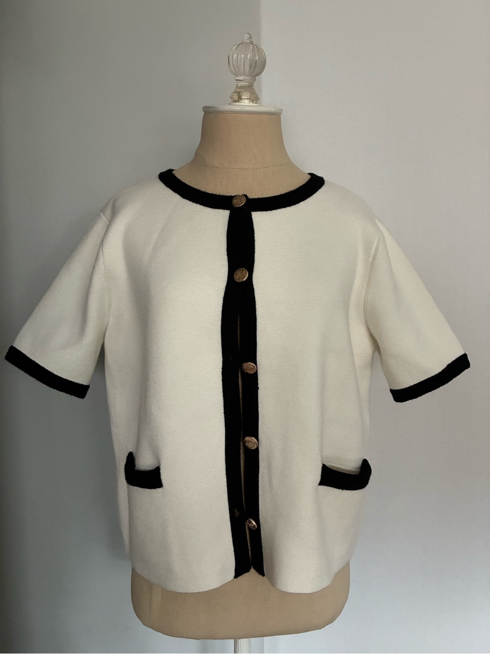 Tahari Short Sleeve Cream Cardigan with Black Trim
